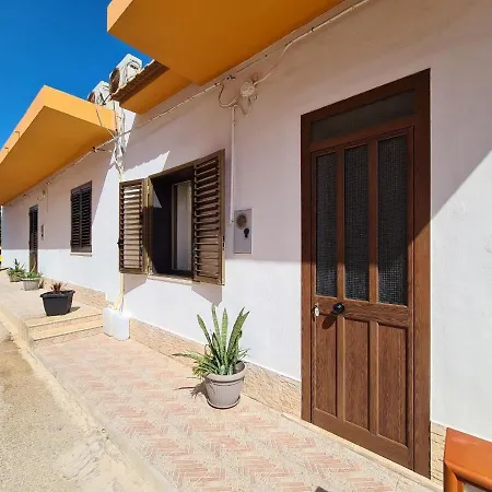 Casa Nautilus - 30M Dal Mare Villa Lampedusa Exterior photo